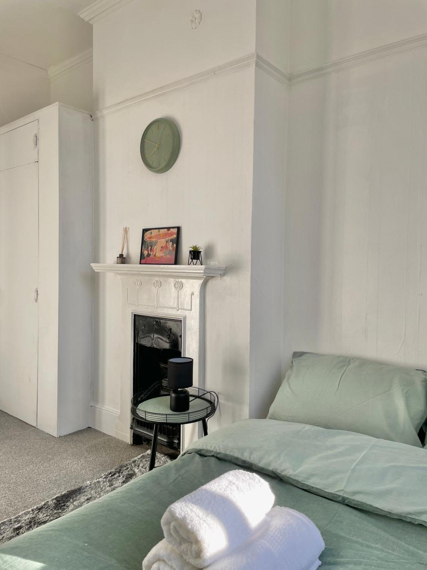 Cosy Double Rooms A Stones Throw From Wembley Stadium London Exterior foto