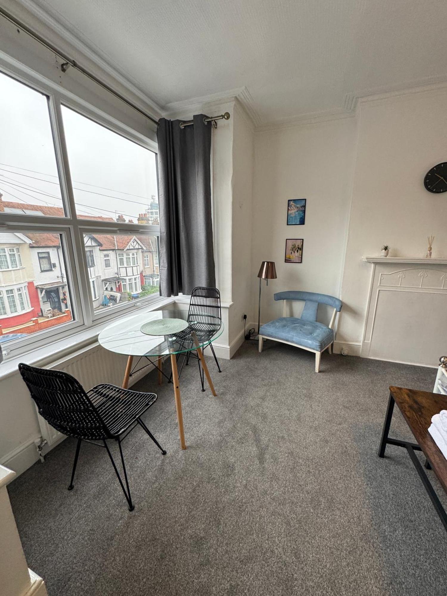 Cosy Double Rooms A Stones Throw From Wembley Stadium London Exterior foto