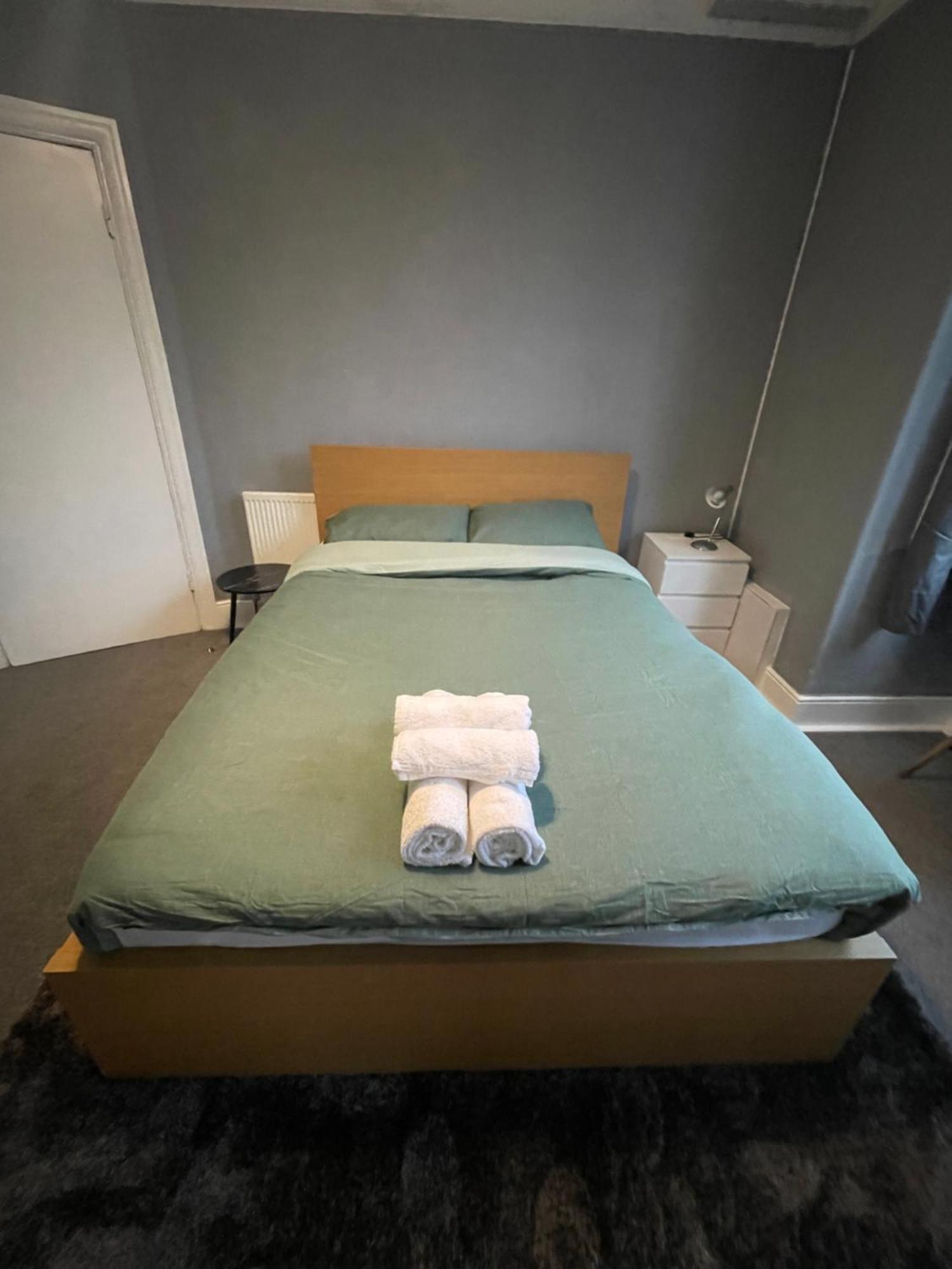 Cosy Double Rooms A Stones Throw From Wembley Stadium London Exterior foto